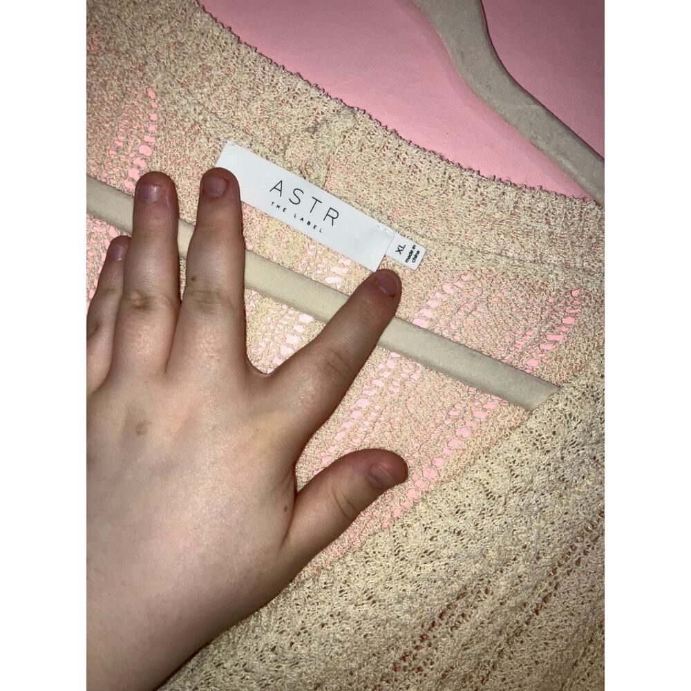 ASTR the label cream sweater size XL - Picture 3 of 5